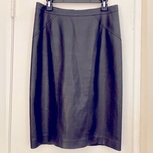 BCBG MAXAZRIA BLACK VEGAN LEATHER PENCIL SKIRT SZ MEDIUM—STUNNING!